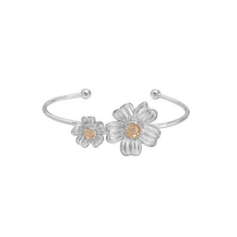 Brazalete Florecer Dos Flores con Topacio Champange