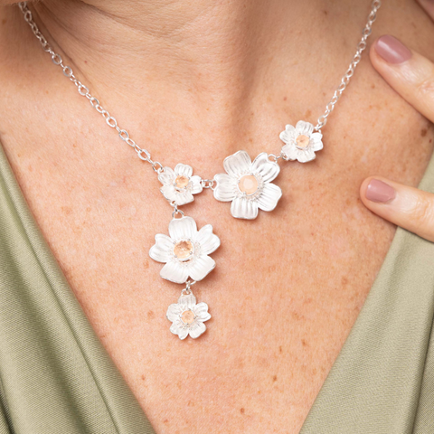 Collar Lariat Florecer