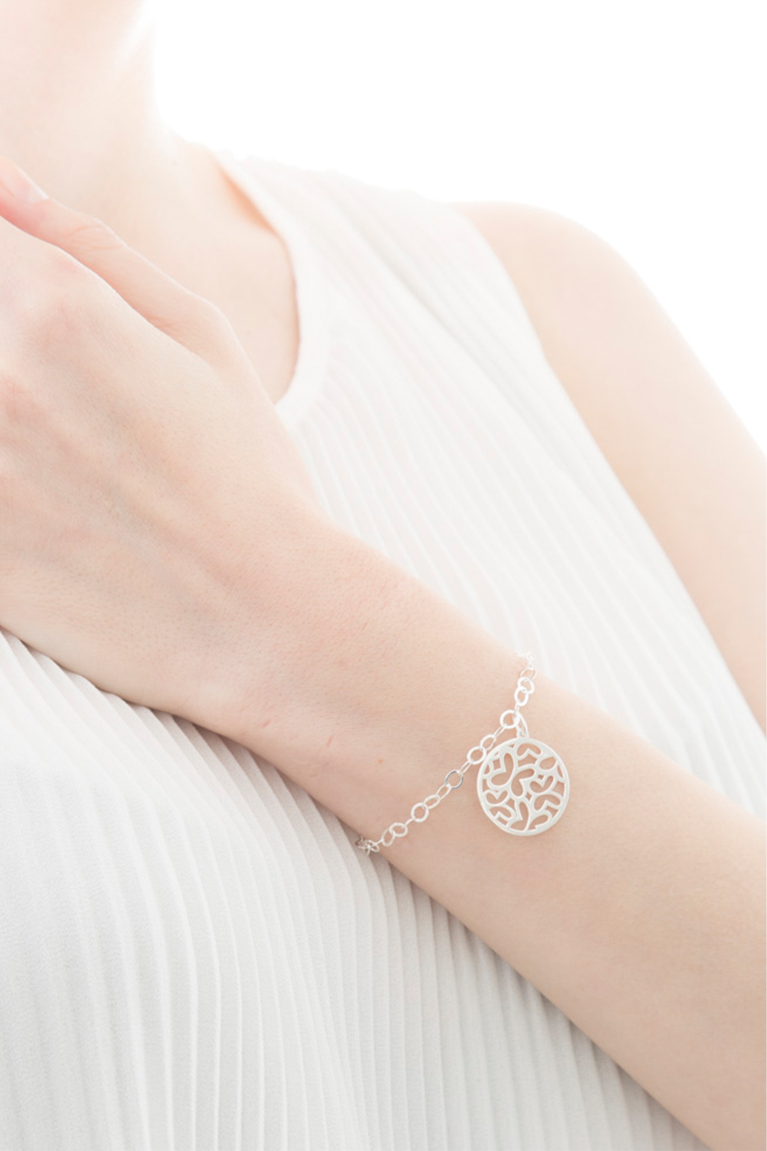 Pulsera Con Charm Circular Multimariposa - Tanya Moss