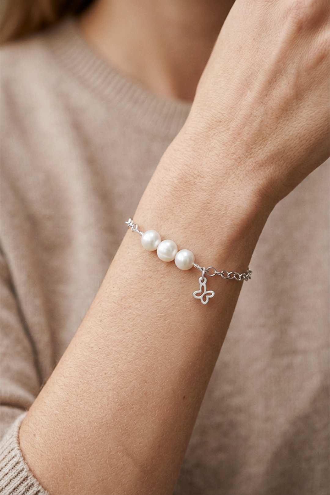 Pulsera Plata 925 Mini Mariposa Mariposa con 3 Perlas Blancas - Tanya Moss