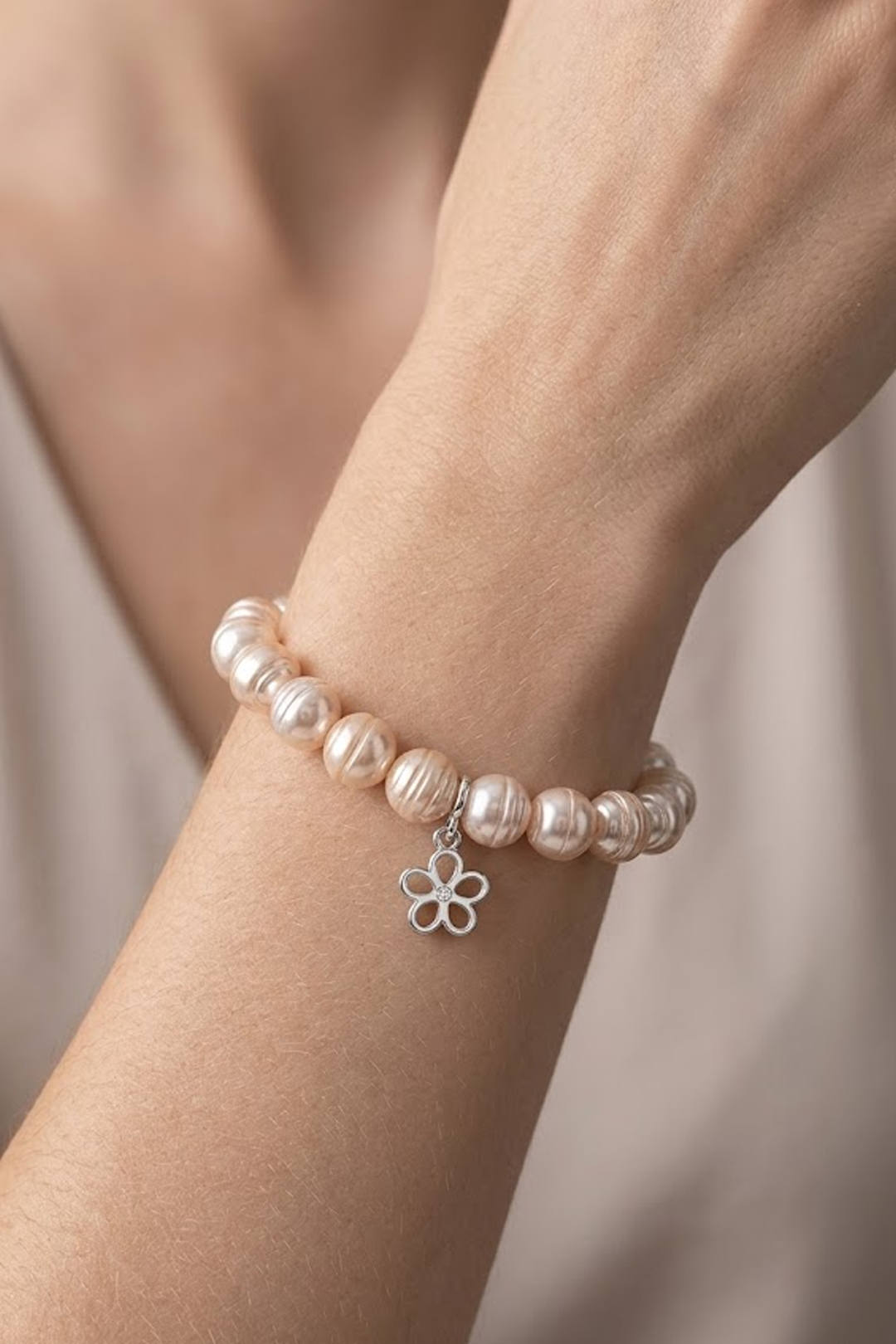 Pulsera Plata 925 Petit Perlas Blancas Y Charm Flor