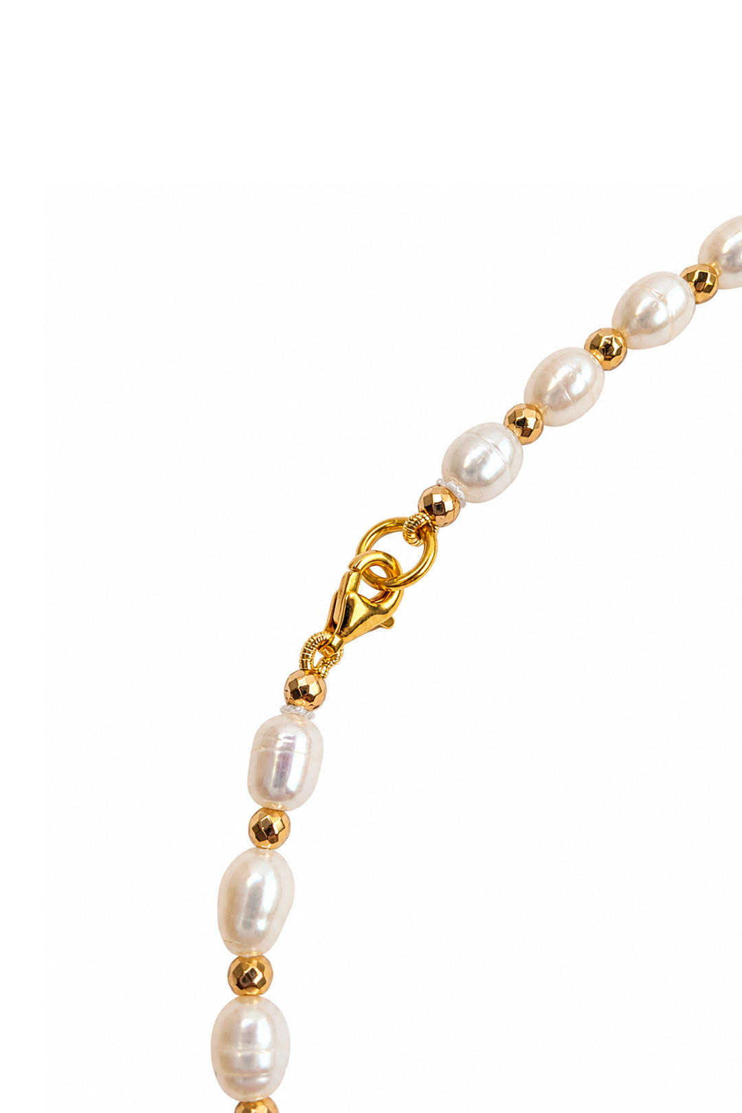 Pulsera Perla Oval Blanca y Pirita Dorada