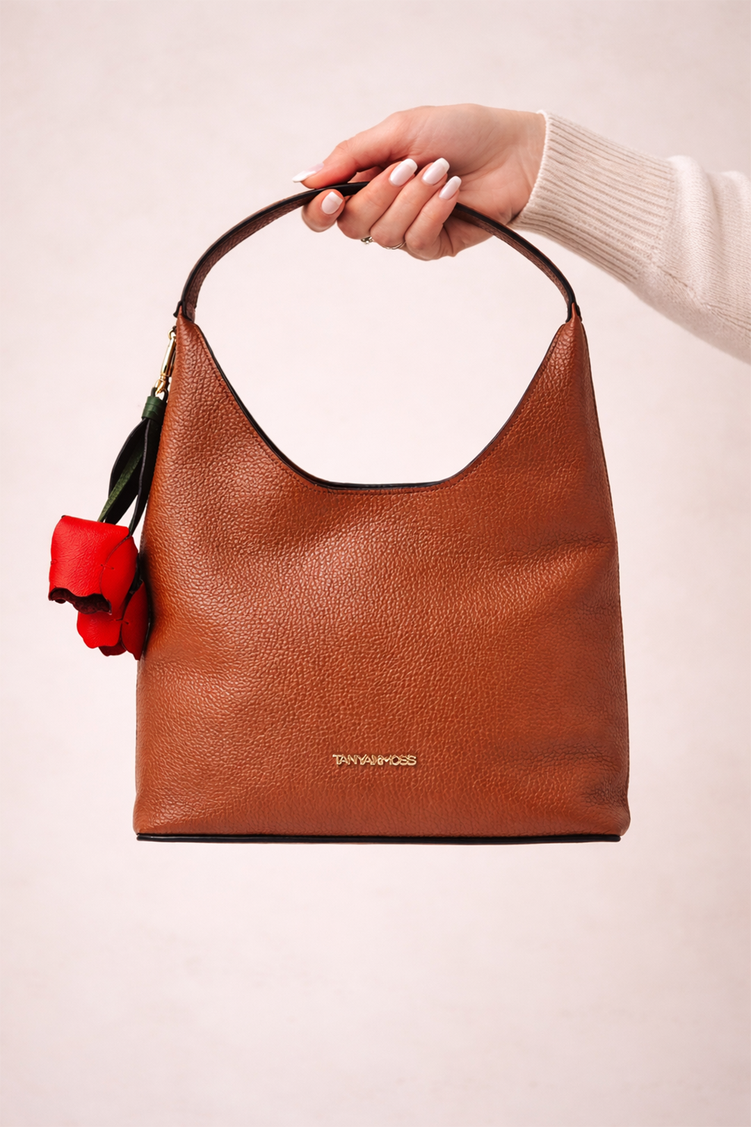 Bolsa Tabaco con Pétalos Rojos