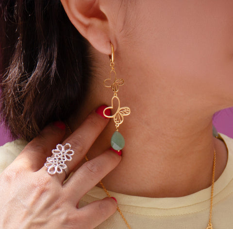 Aretes Dos Monarcas Con Baño de Oro 14K Con Venturina