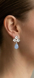 Broqueles Plata 925 Linda 3 Flores con Cuarzo Azul - Tanya Moss