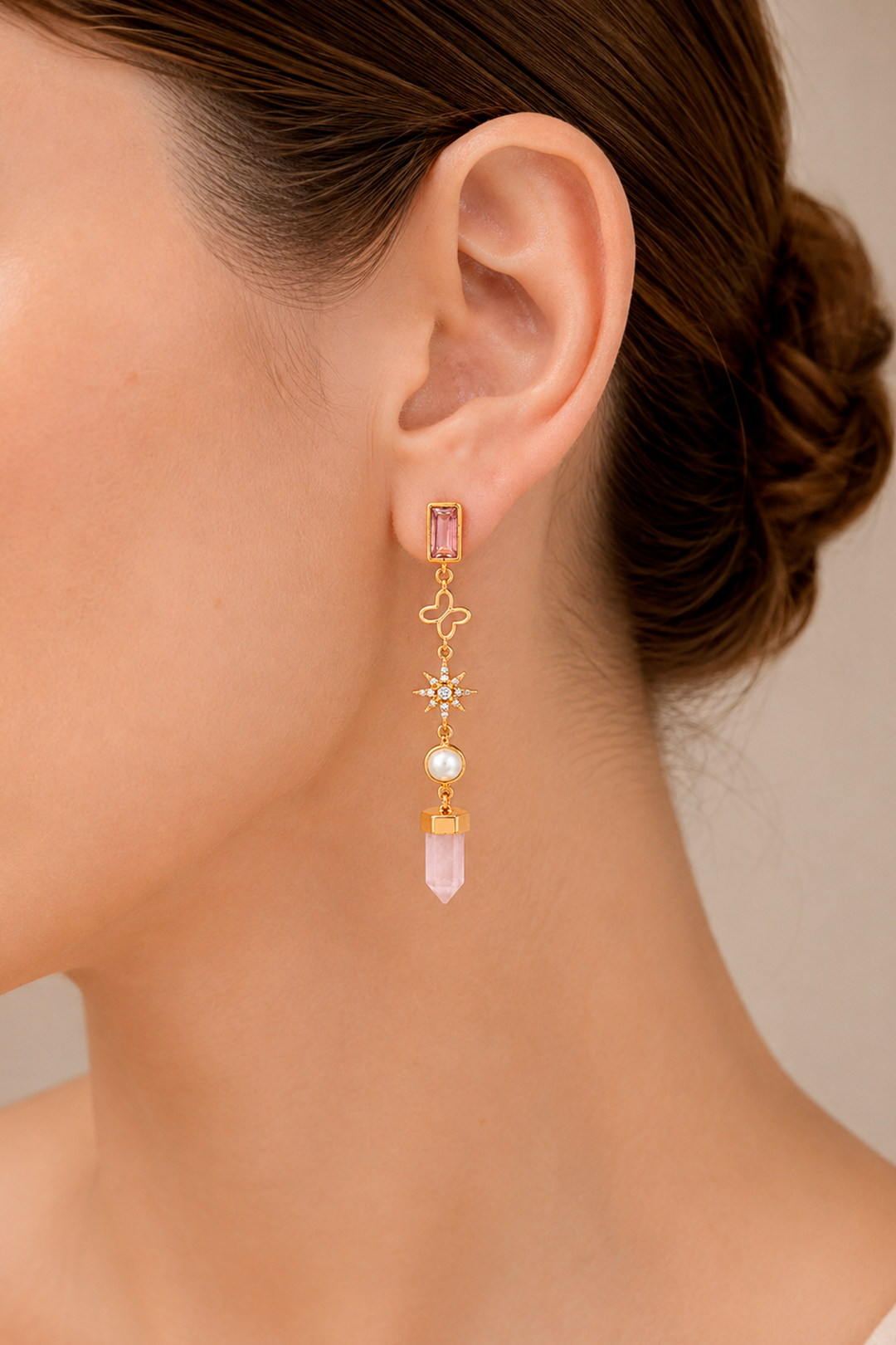 Aretes Icónica Estrella Y Piedras