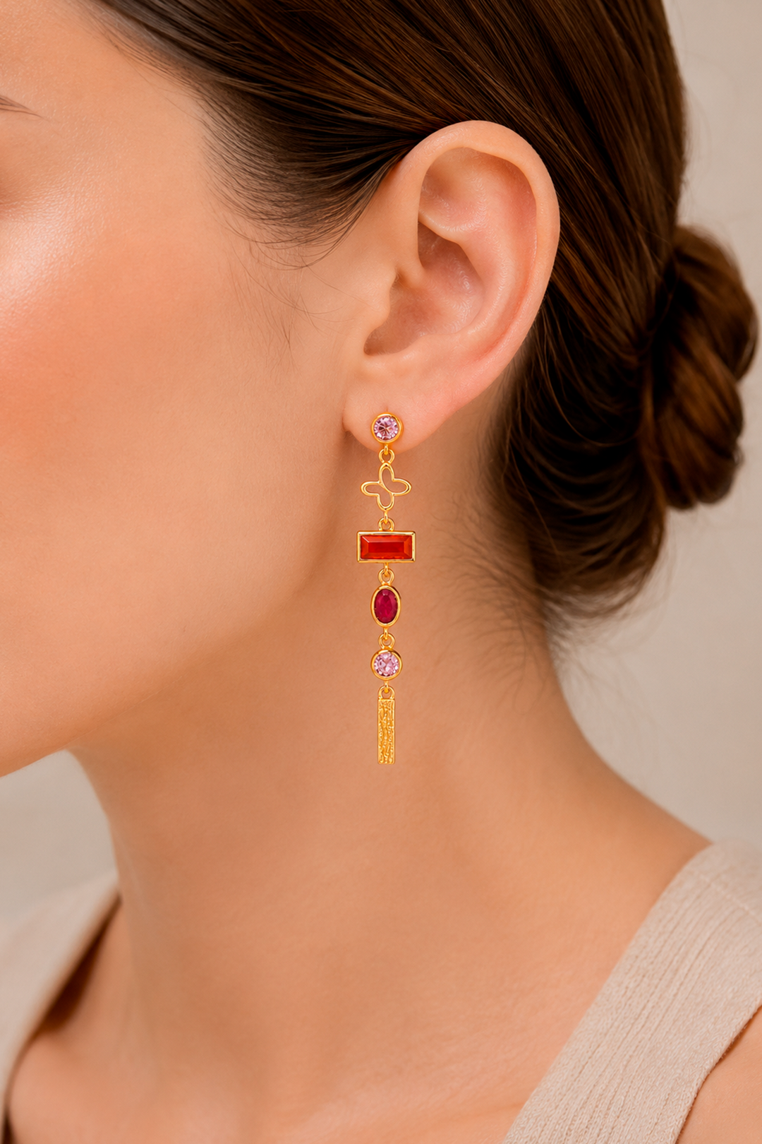 Aretes Icónica Largos Mariposa Y Piedras
