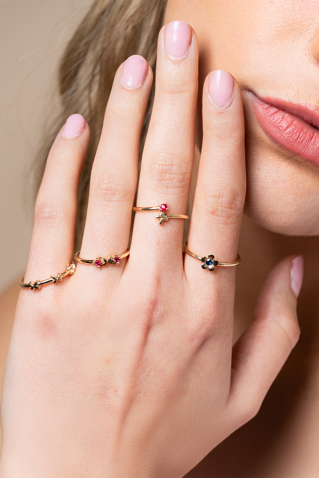 Anillo Mujer Oro 14K Oro Mariposa Rubi