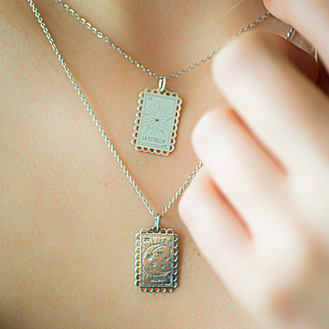 Dije Mujer Plata 925 Loteria La Luna Anamora por Tanya Moss