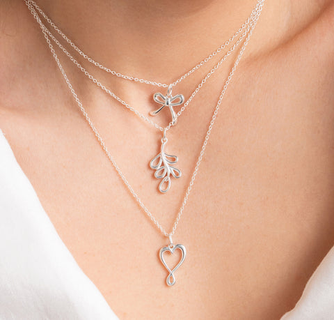 Dije Mujer Plata 925 Garabatos Rama Anamora por Tanya Moss