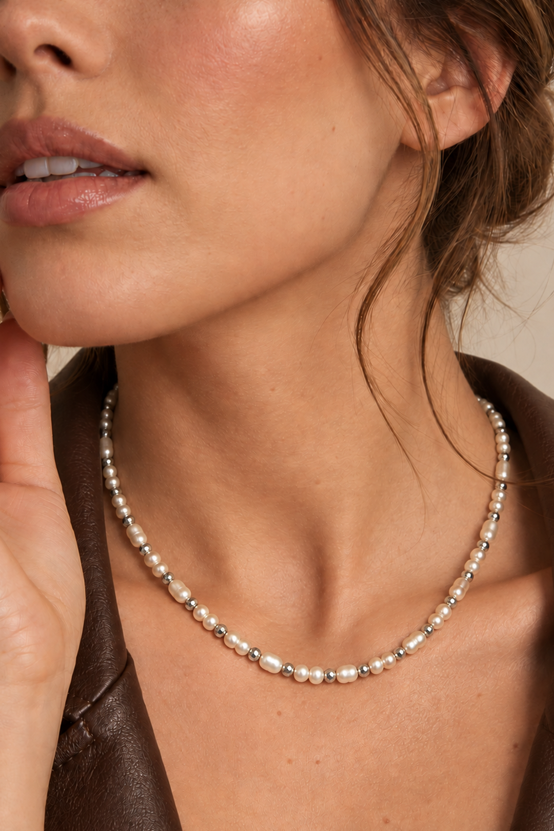 Collar Perla Oval y Hematita Plata