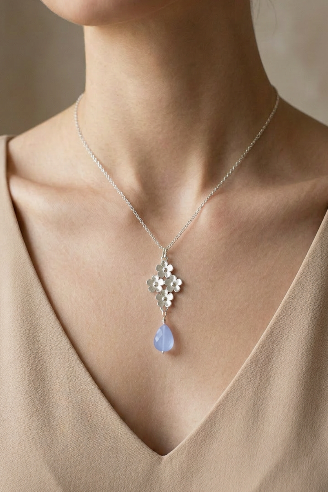 Dije Plata 925 Linda 4 Flores con Cuarzo Azul - Tanya Moss