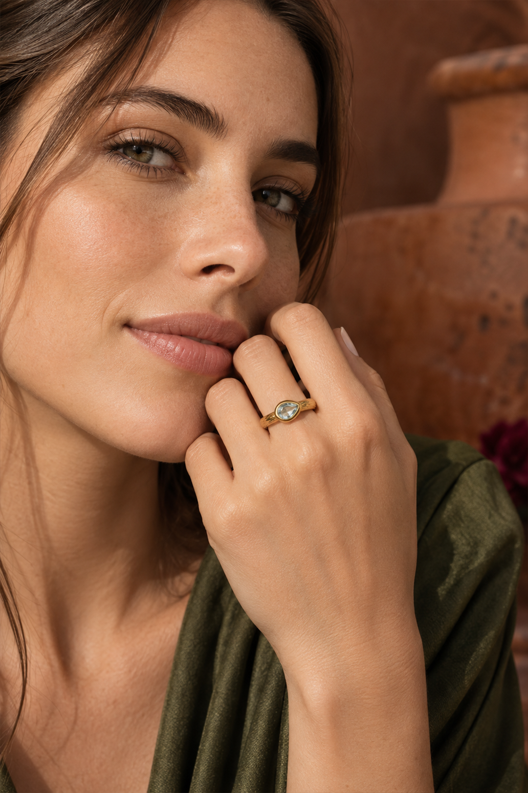 Anillo Icónica Piedra Verde